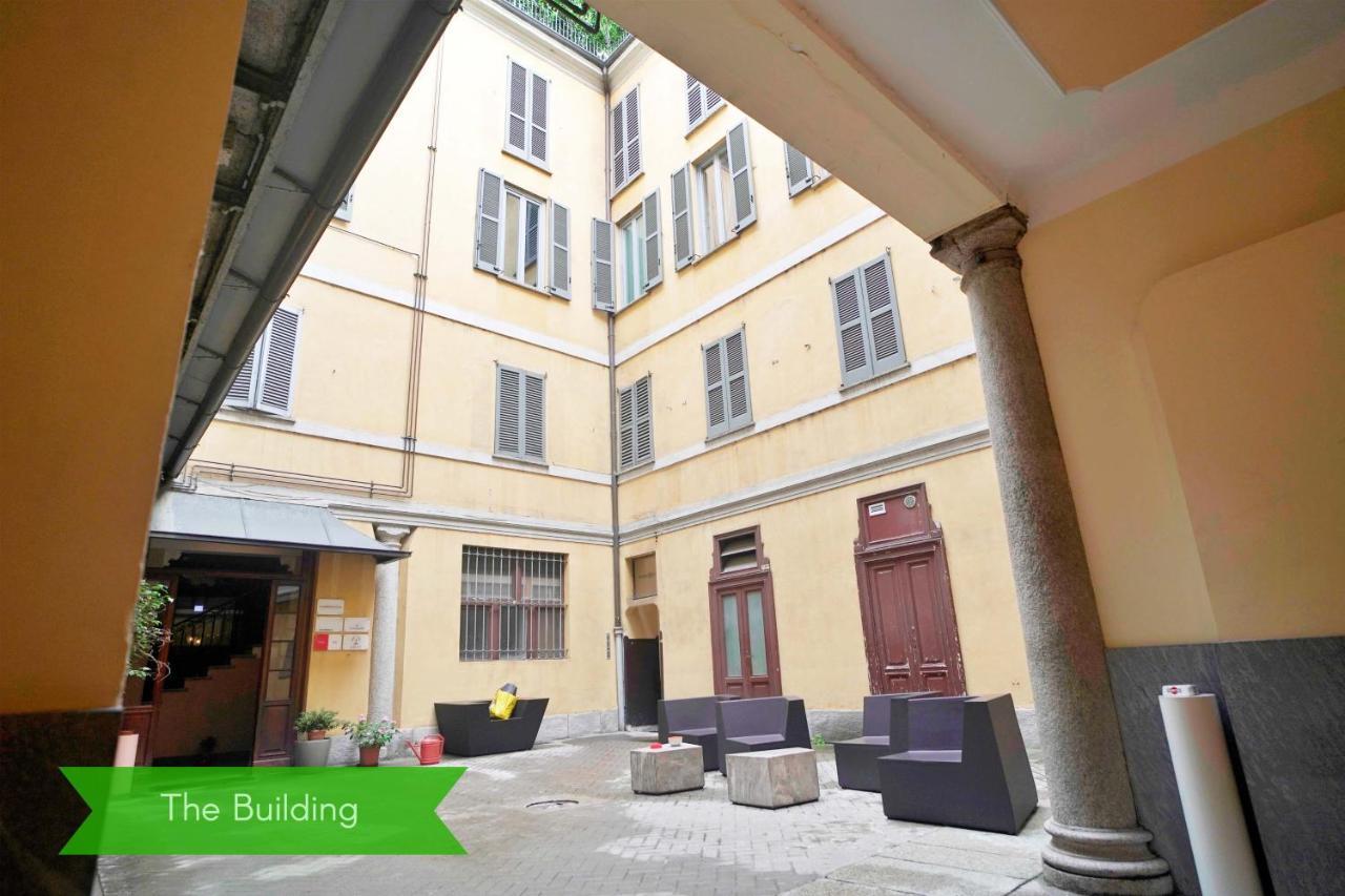 Chic 1Bdr With Shared Terrace Steps From Duomo By Rentopolis Milan Exterior photo